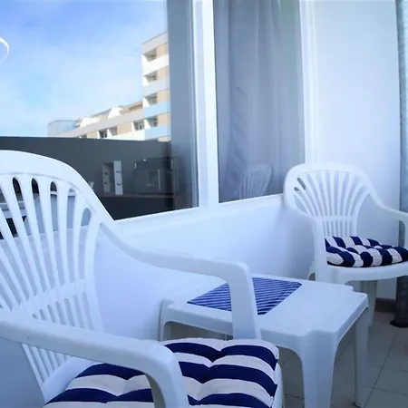 - Haus F, App 0f0708 Apartment